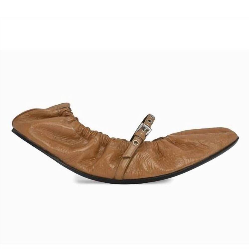 NEW PIERRE HARDY women's margot patent leather flat in tan